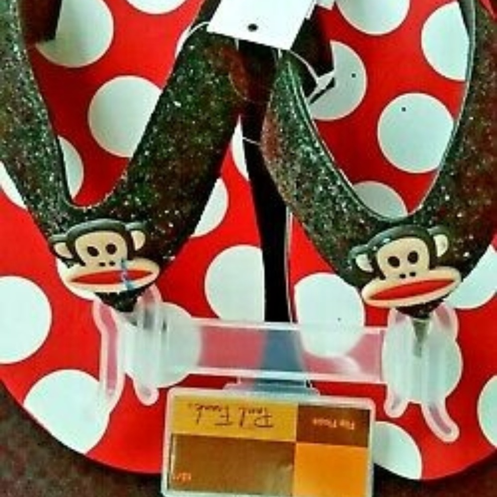 PAUL FRANK GIRL'S POLKA DOT FLIP FLOPS